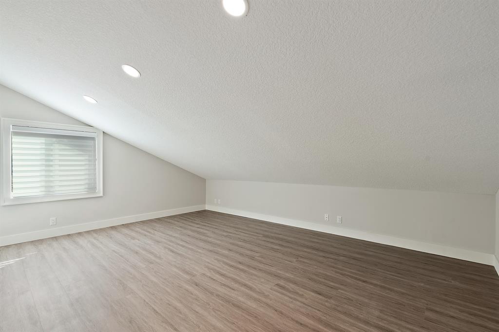 RIDGE AT THE BLUFFS - Residential