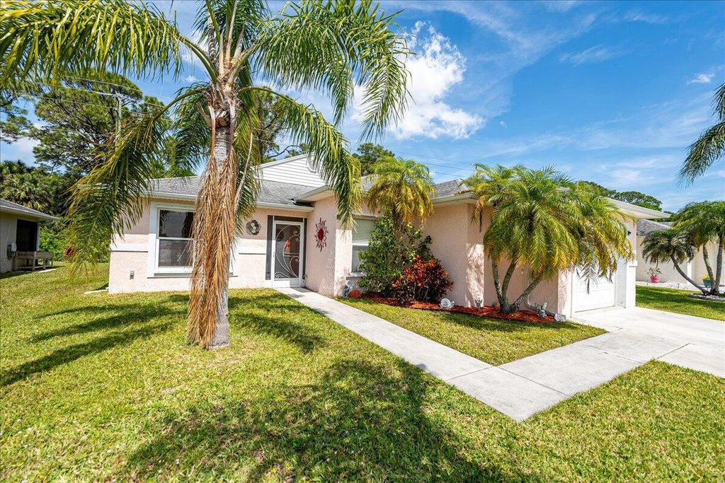Photo of 13930 Aguila Avenue, Fort Pierce, FL 34951 (MLS # R11072050)