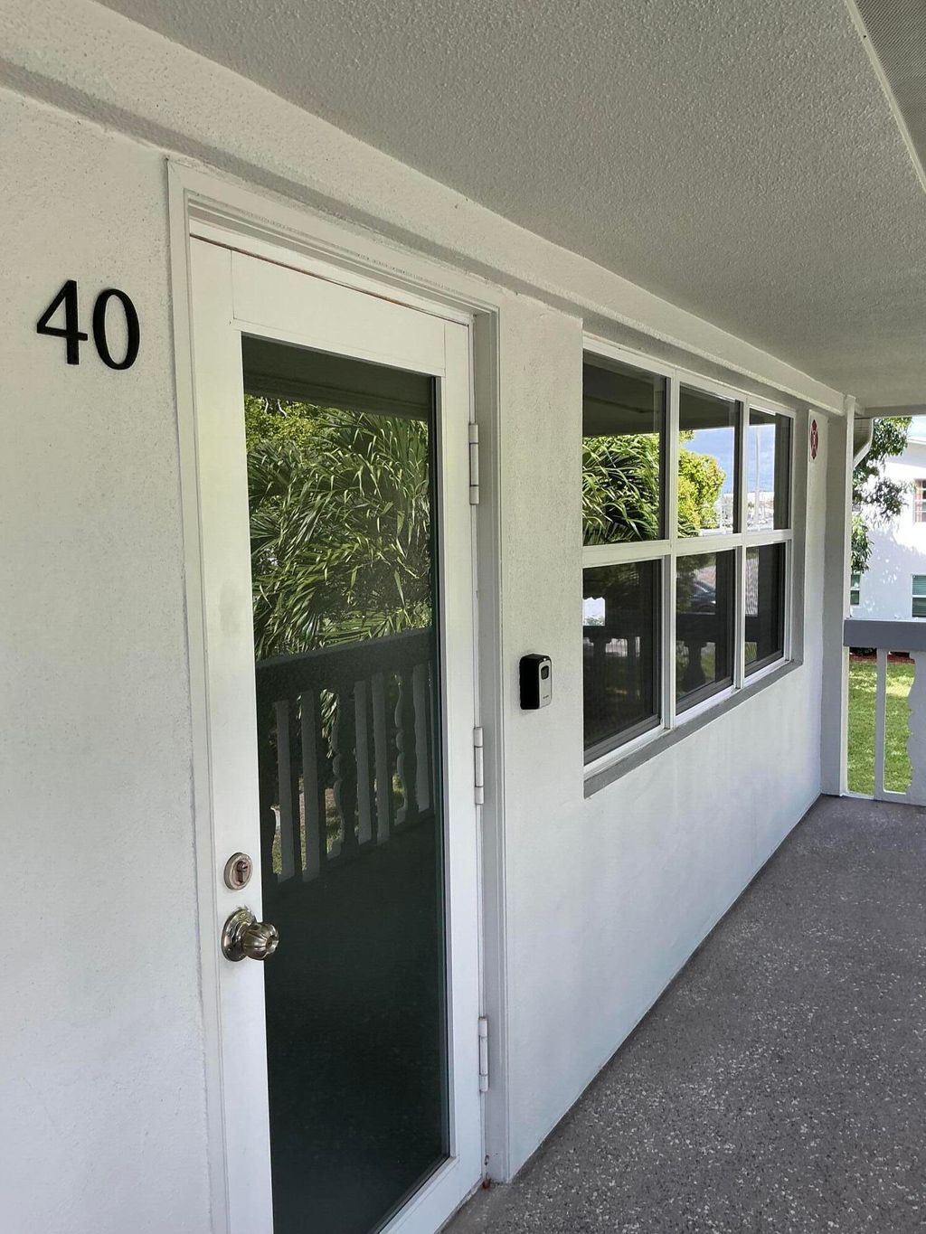 Photo of 40 Ventnor Drive, Deerfield Beach, FL 33442 (MLS # B26013559)