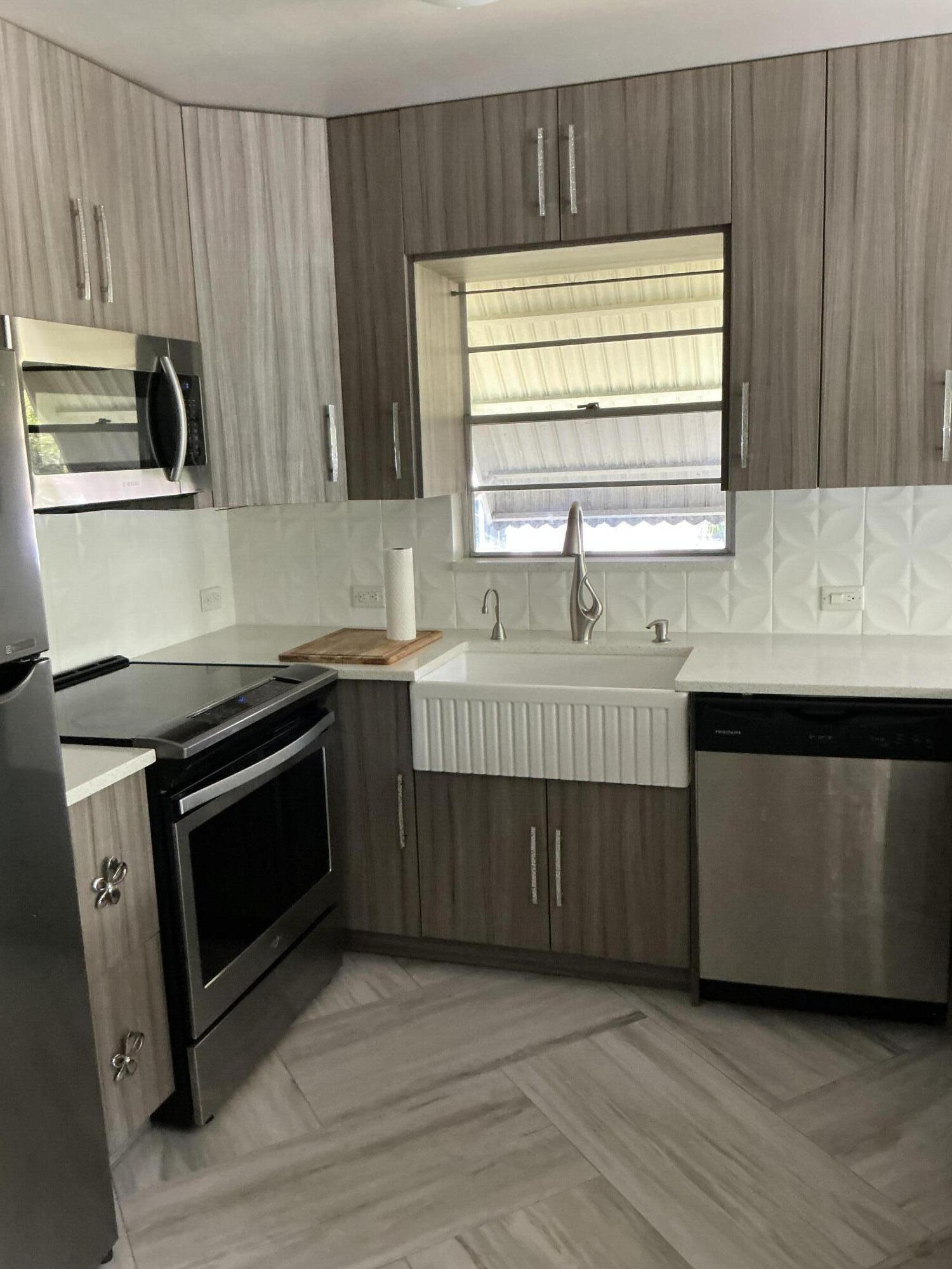 VENTNOR B CONDO - Residential