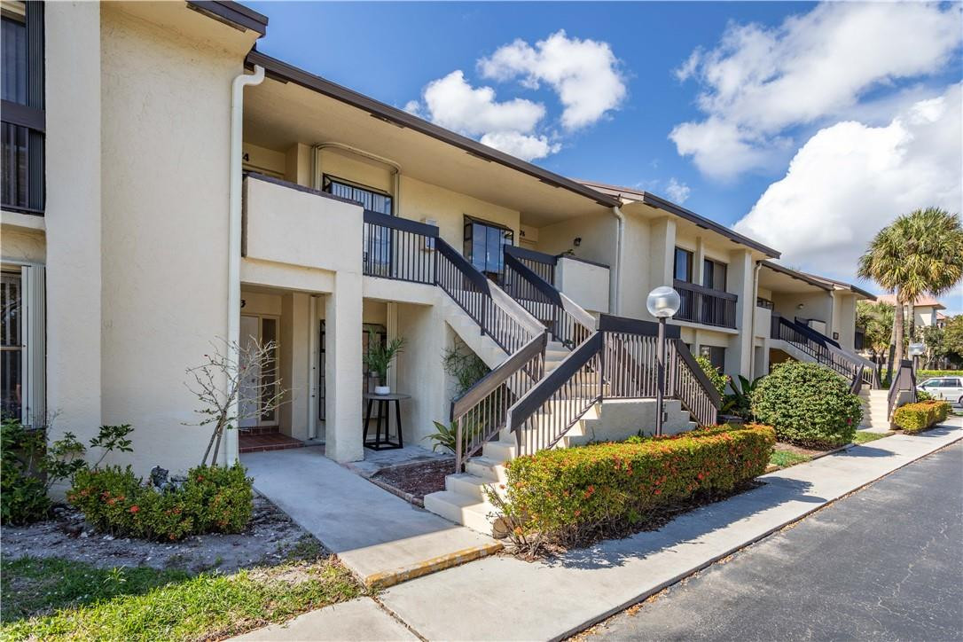 Meadowridge East - Residential
