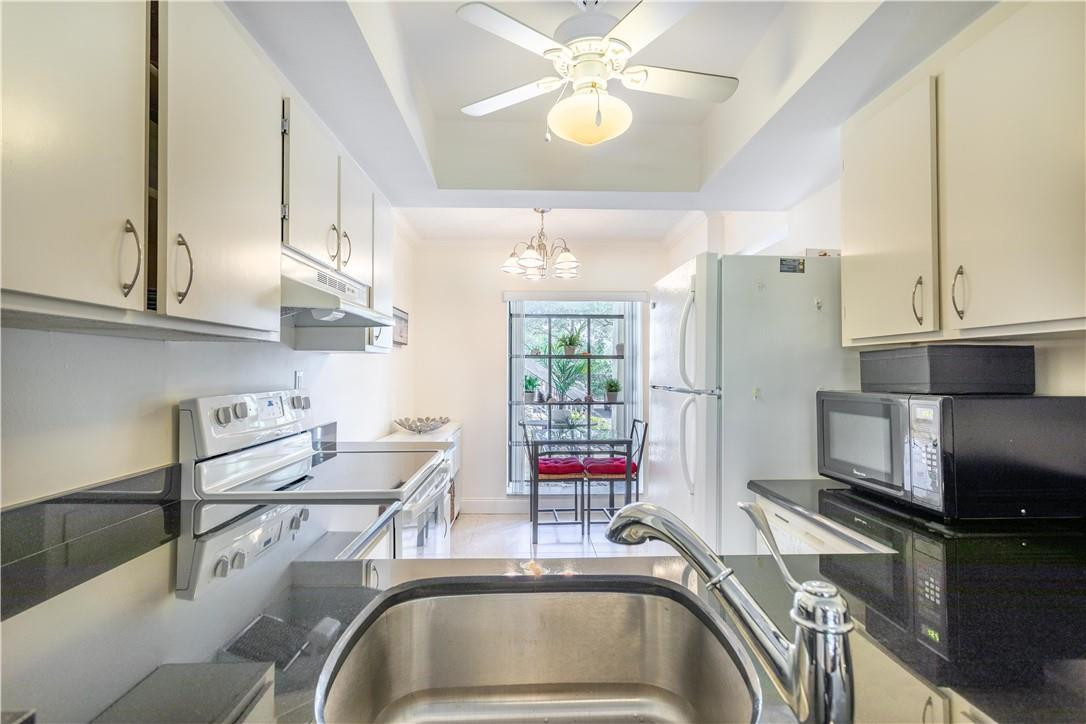 Meadowridge East - Residential