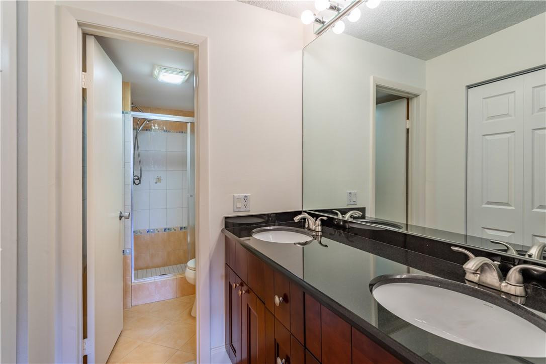Meadowridge East - Residential