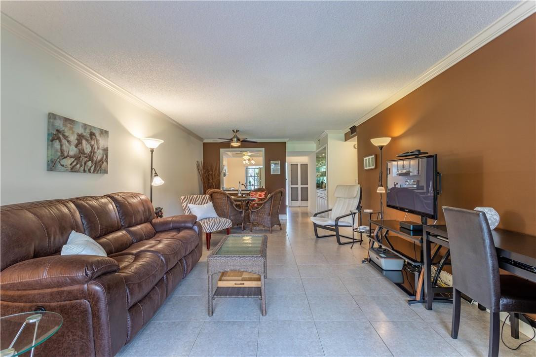 Meadowridge East - Residential