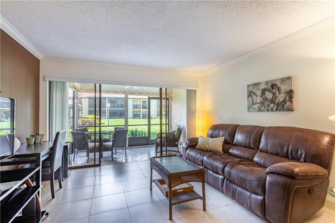 Meadowridge East - Residential