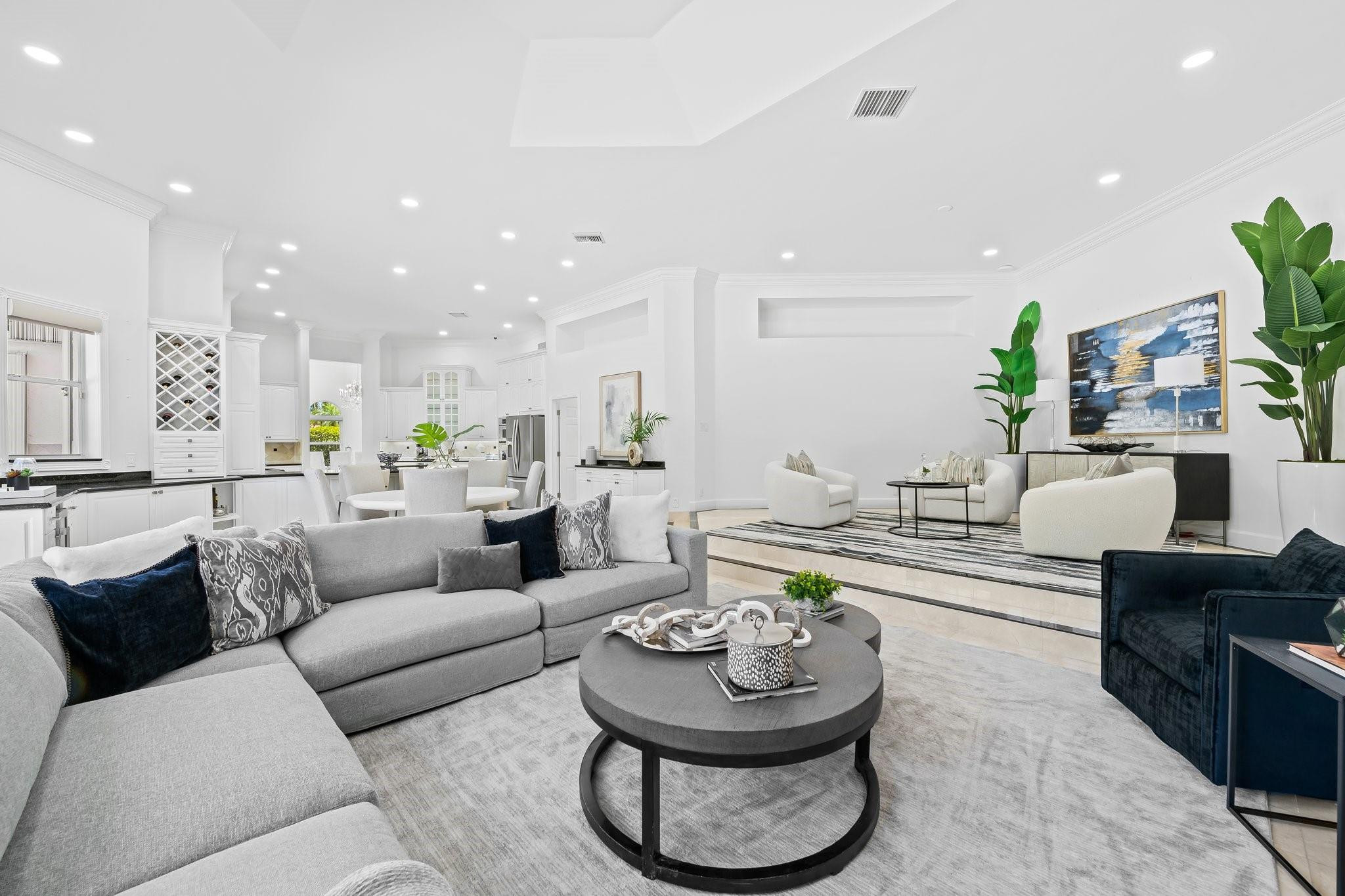 Delray Lakes Estates - Residential