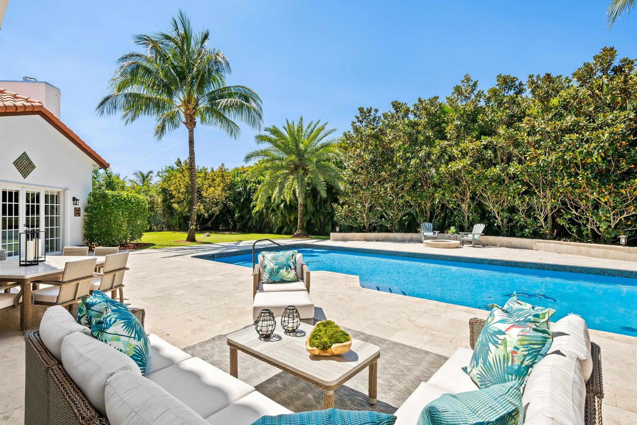 Delray Lakes Estates - Residential