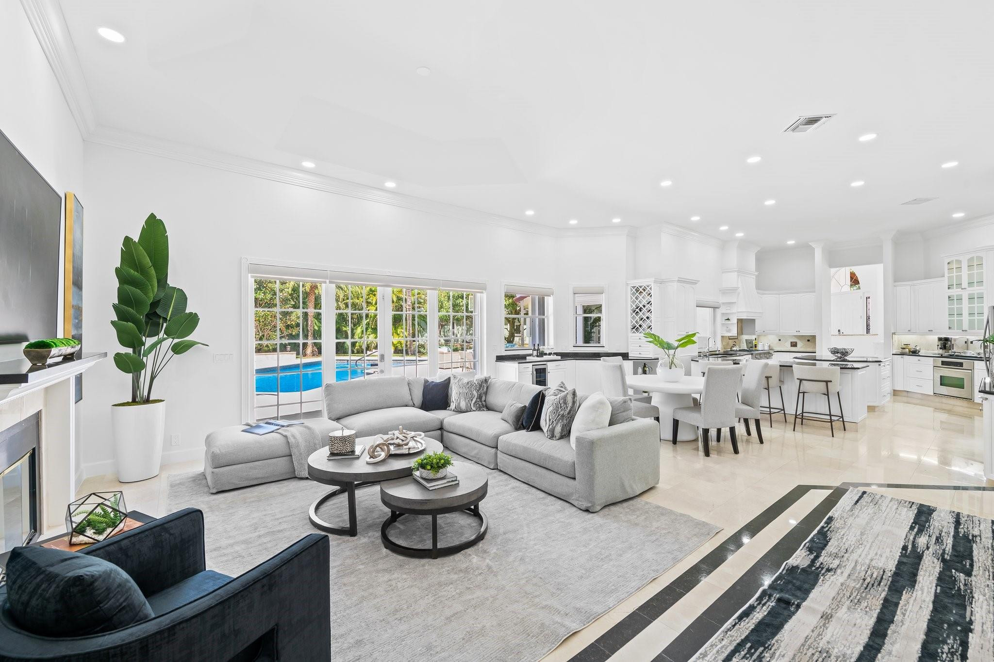 Delray Lakes Estates - Residential