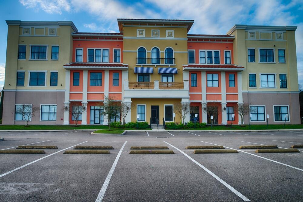 LEGACY POINTE AT METROWES - Commercial Sale