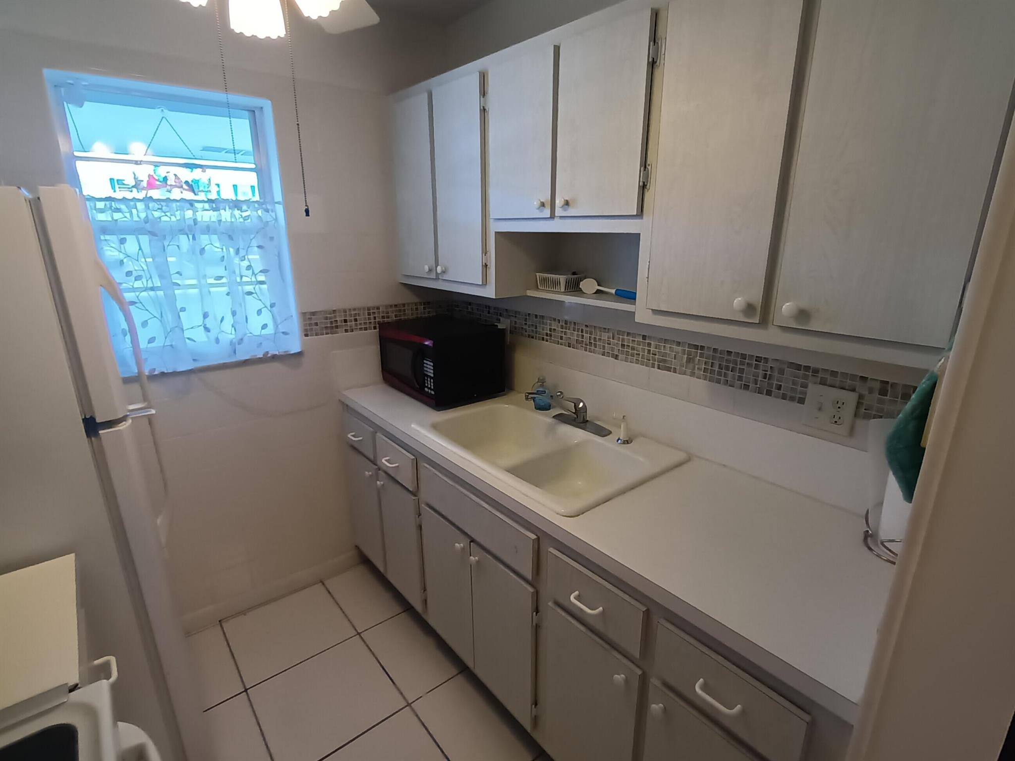 Leisureville Lake Condo - Residential Lease