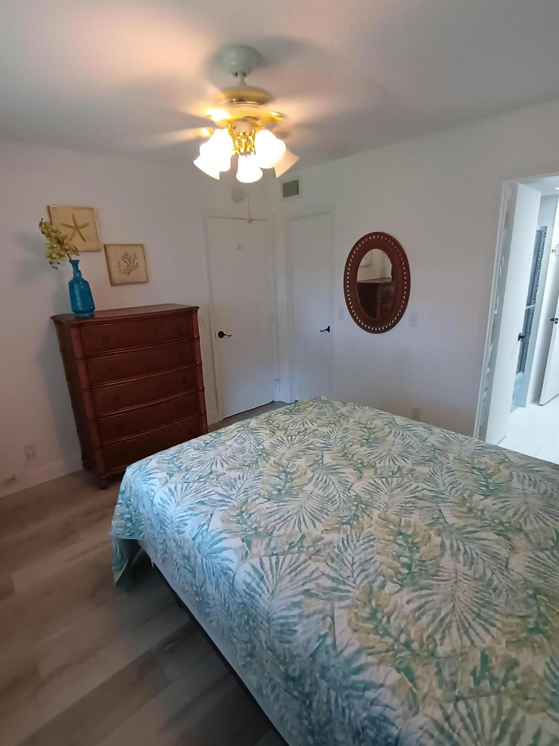 Leisureville Lake Condo - Residential Lease