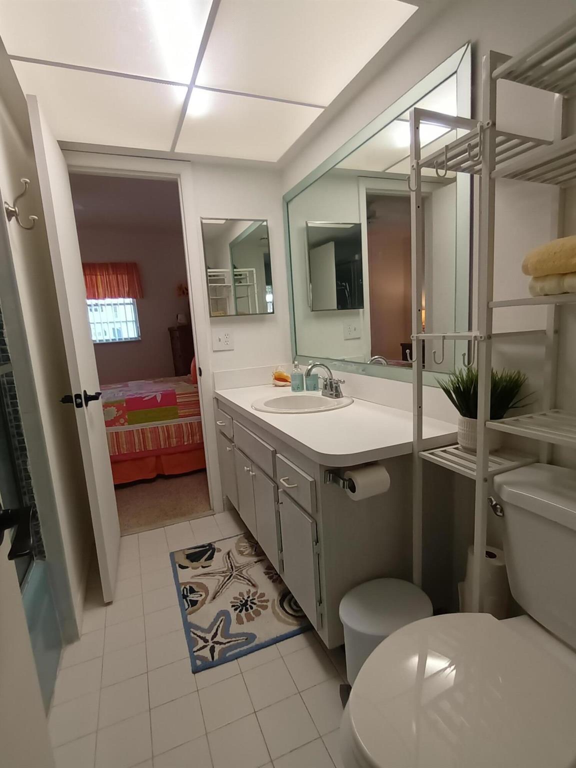 Leisureville Lake Condo - Residential Lease