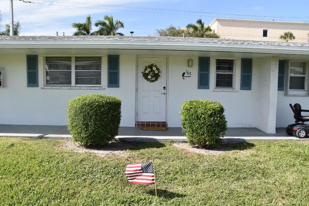 Photo of 1119 Lake Terrace #103, Boynton Beach, FL 33426 (MLS # R11139917)