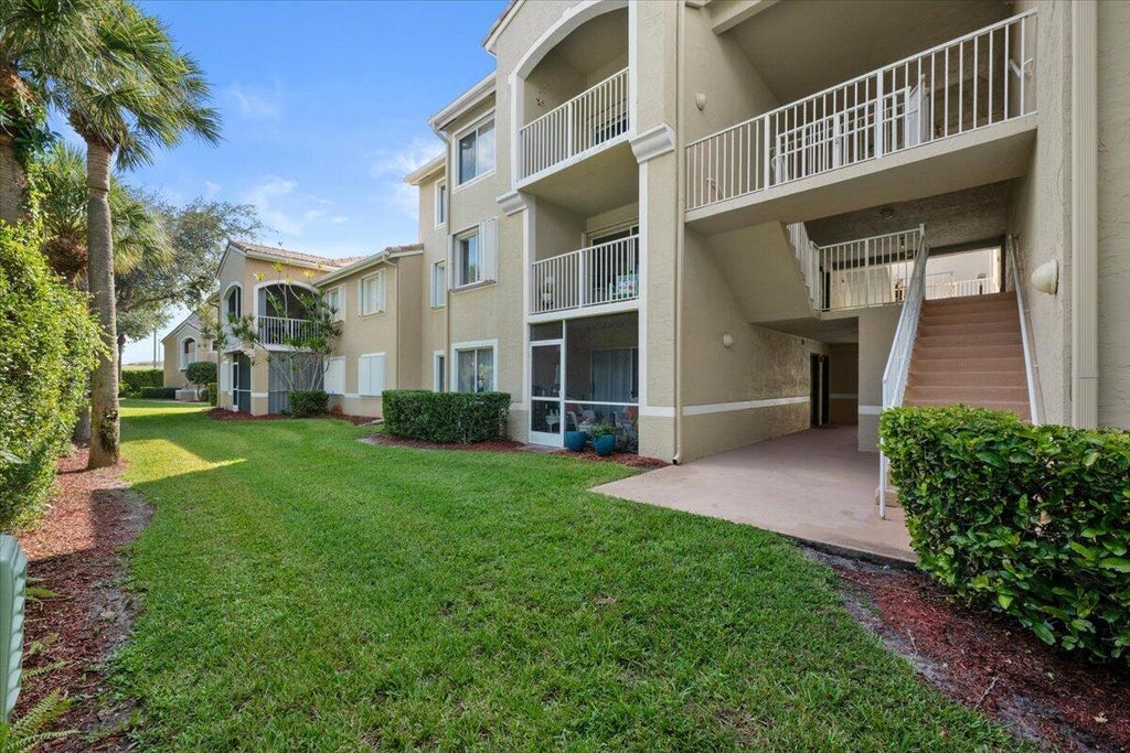 Photo of 254 Village Boulevard #4310, Tequesta, FL 33469 (MLS # B26081935)