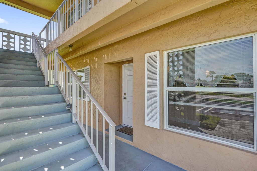 Photo of 1051 Orange Terrace #101, Delray Beach, FL 33445 (MLS # R11125250)