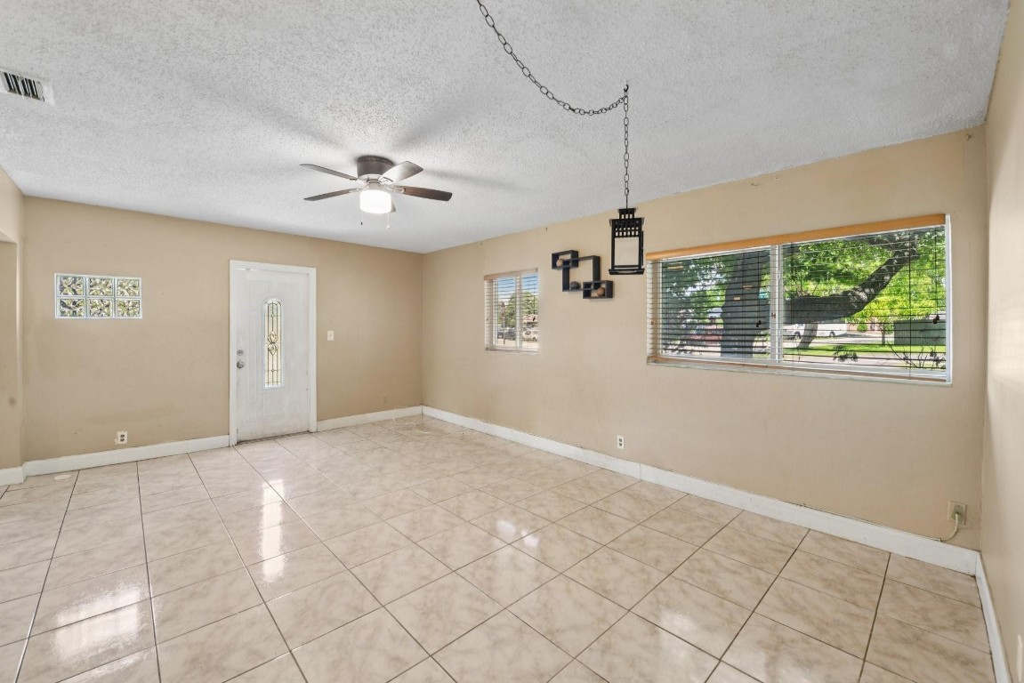 1520 SW 47th Terrace