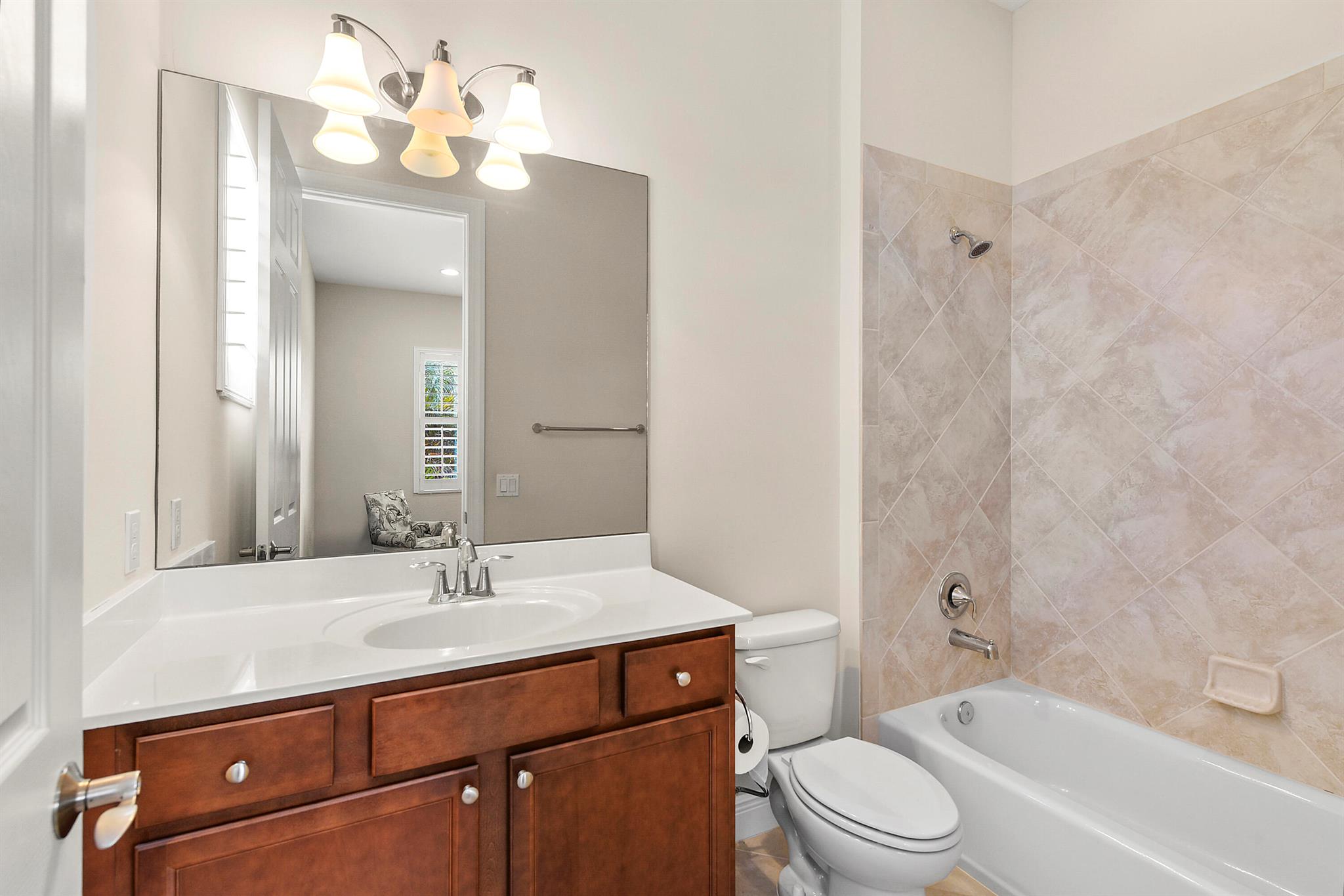 THE FALLS OF JENSEN BEACH - Residential