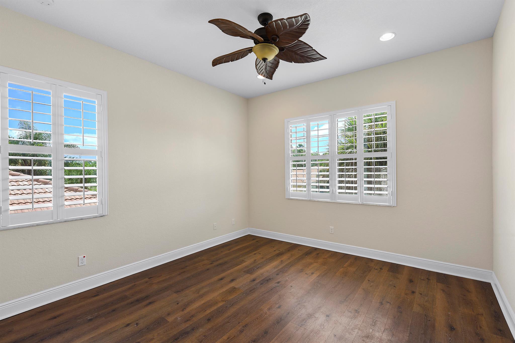 THE FALLS OF JENSEN BEACH - Residential