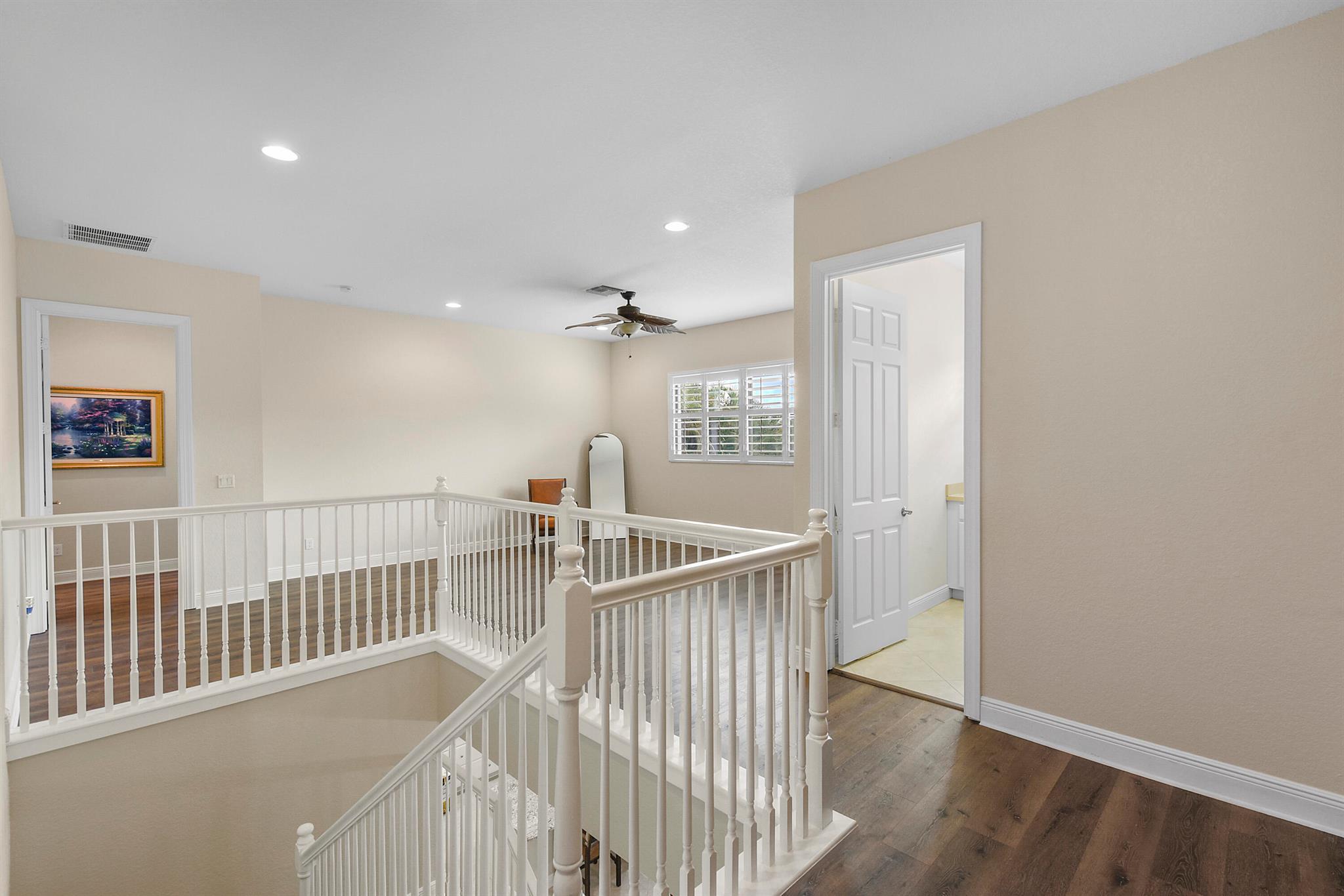 THE FALLS OF JENSEN BEACH - Residential