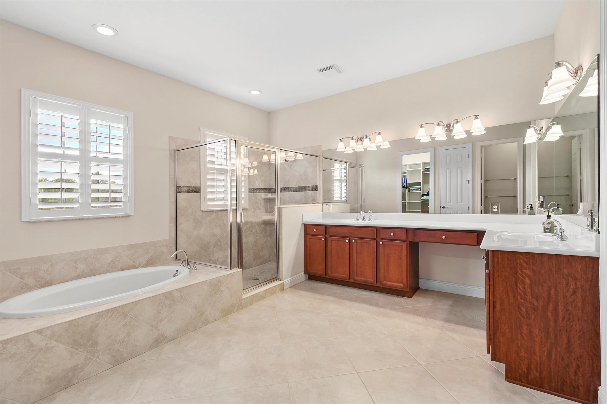 THE FALLS OF JENSEN BEACH - Residential