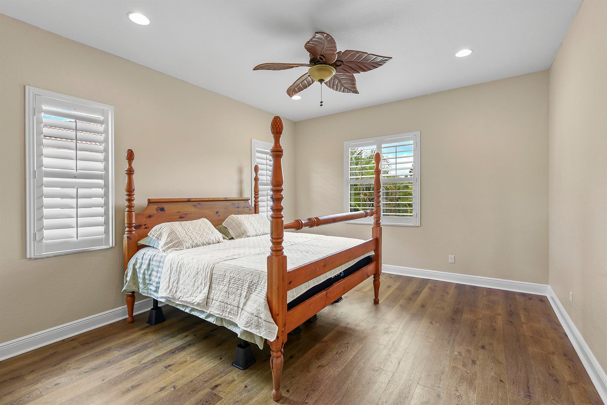 THE FALLS OF JENSEN BEACH - Residential