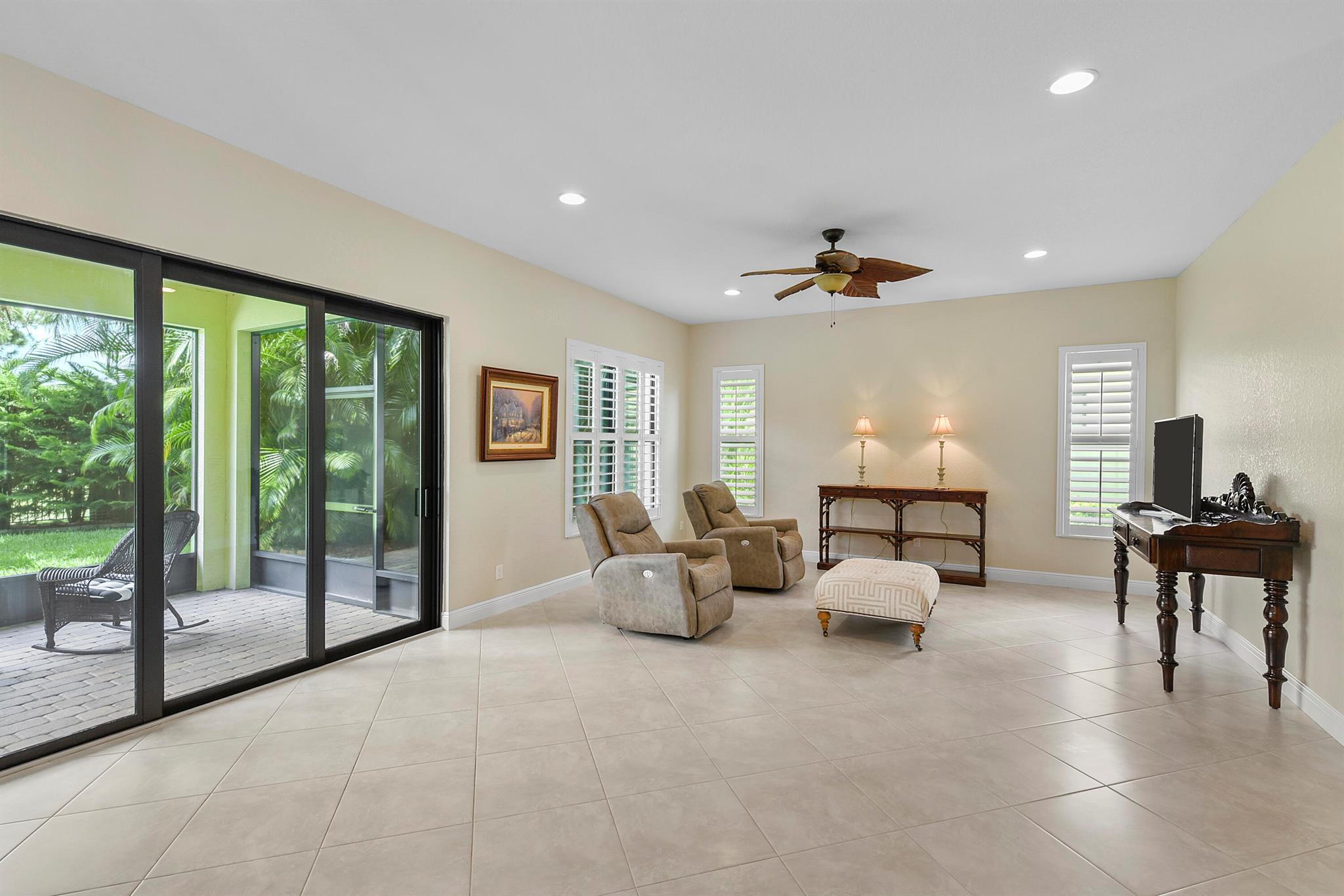 THE FALLS OF JENSEN BEACH - Residential