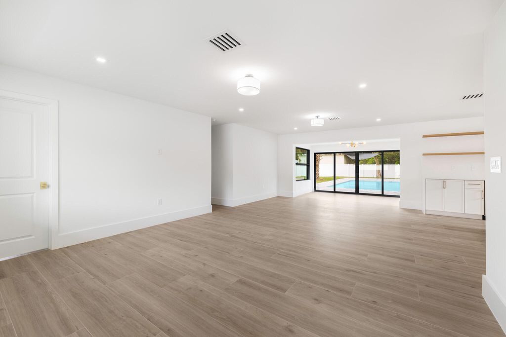 Photo of 1436 NE 37th Street, Oakland Park, FL 33334 (MLS # R11037434)