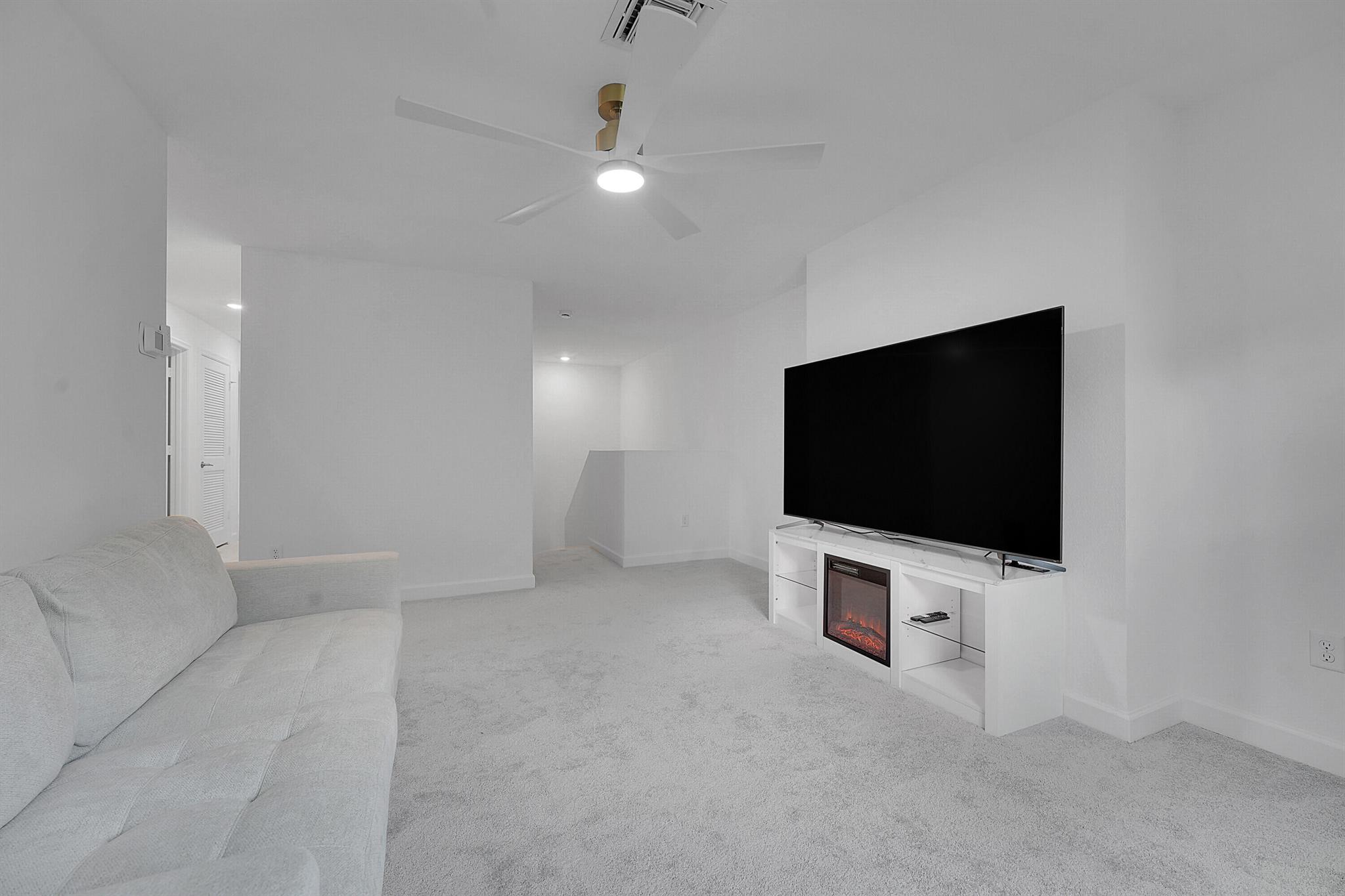 LTC RANCH WEST PHASE 1 - Residential Lease