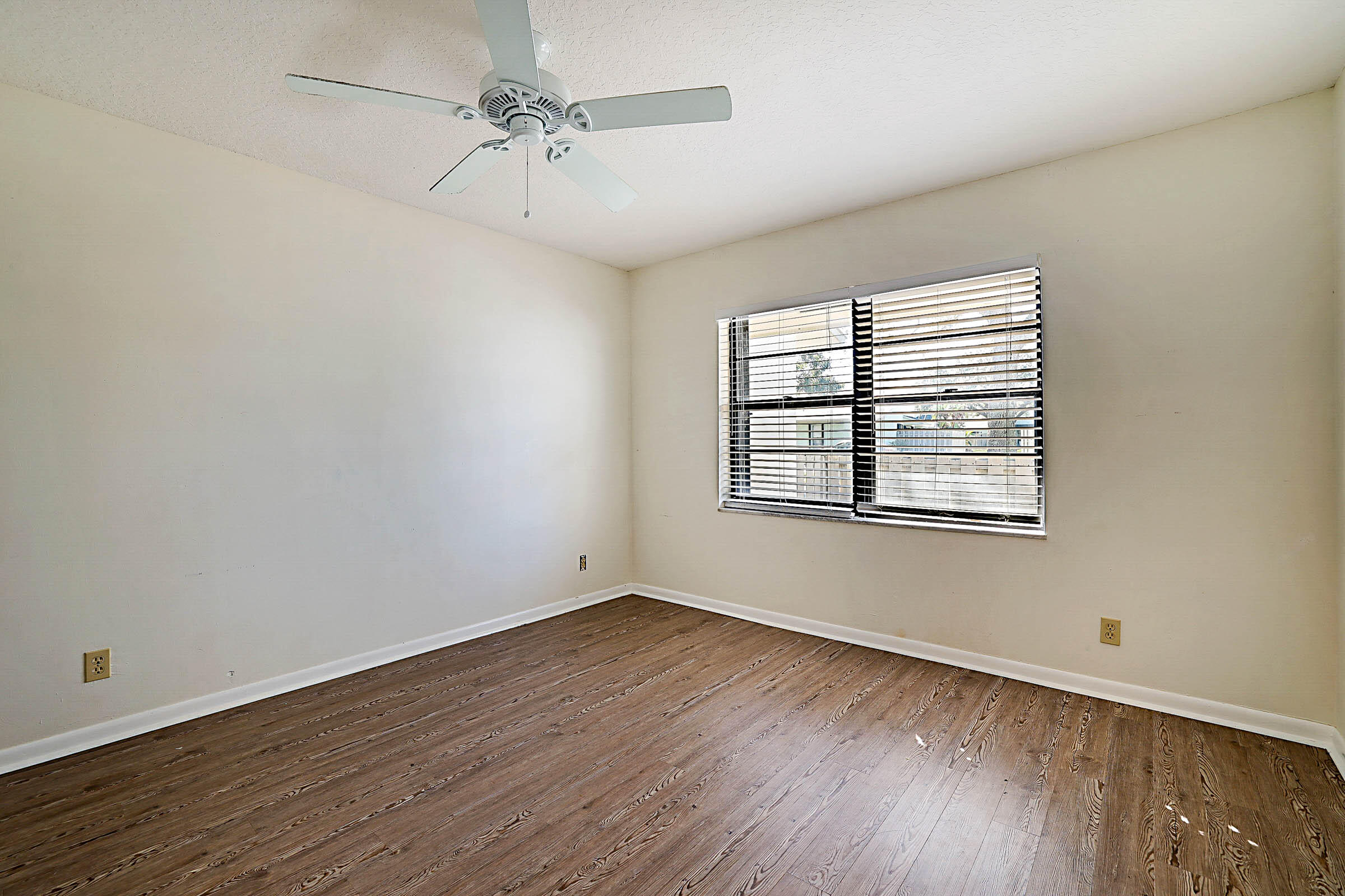 JUPITER LAKES VILLAS COND I & II - Residential