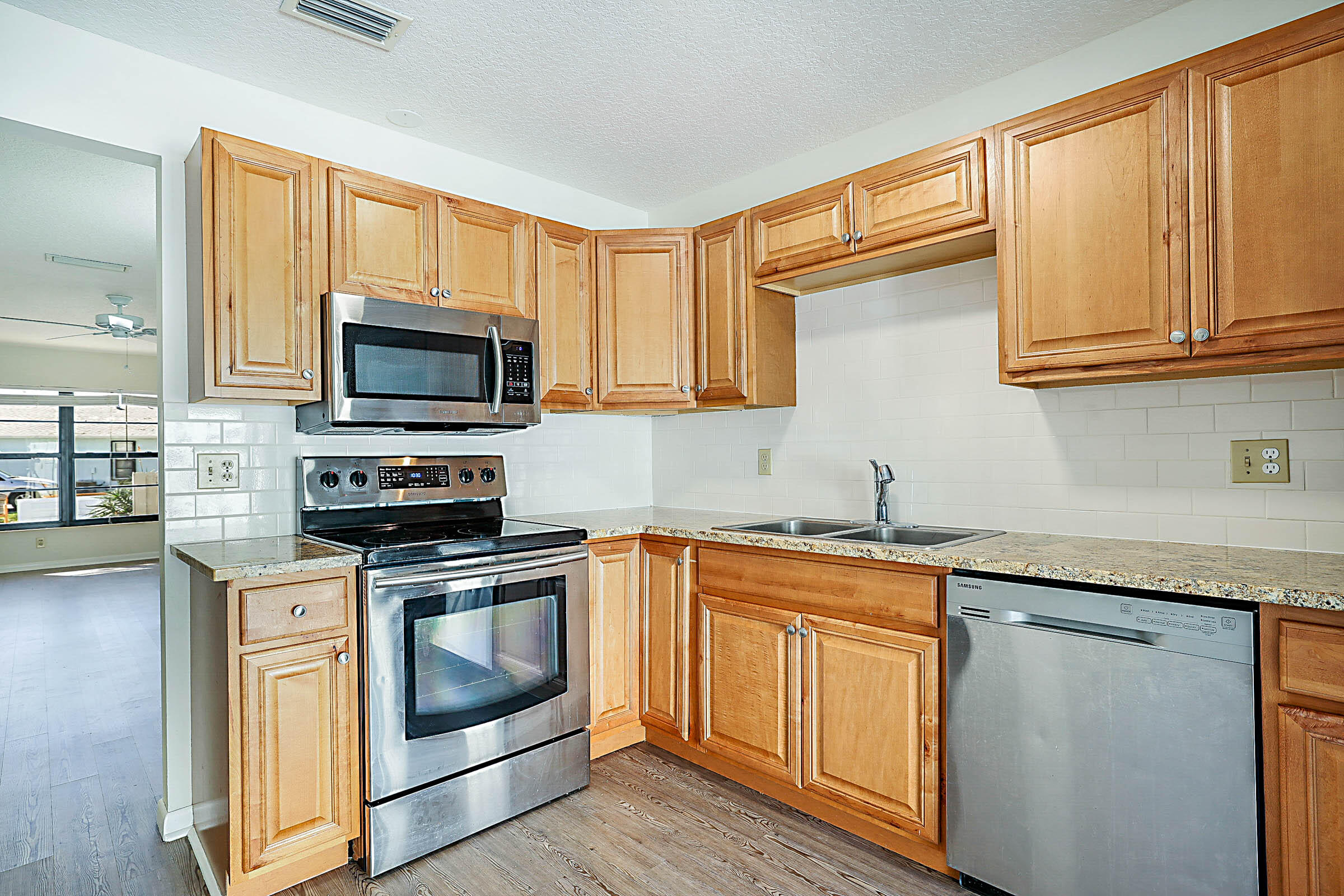 JUPITER LAKES VILLAS COND I & II - Residential