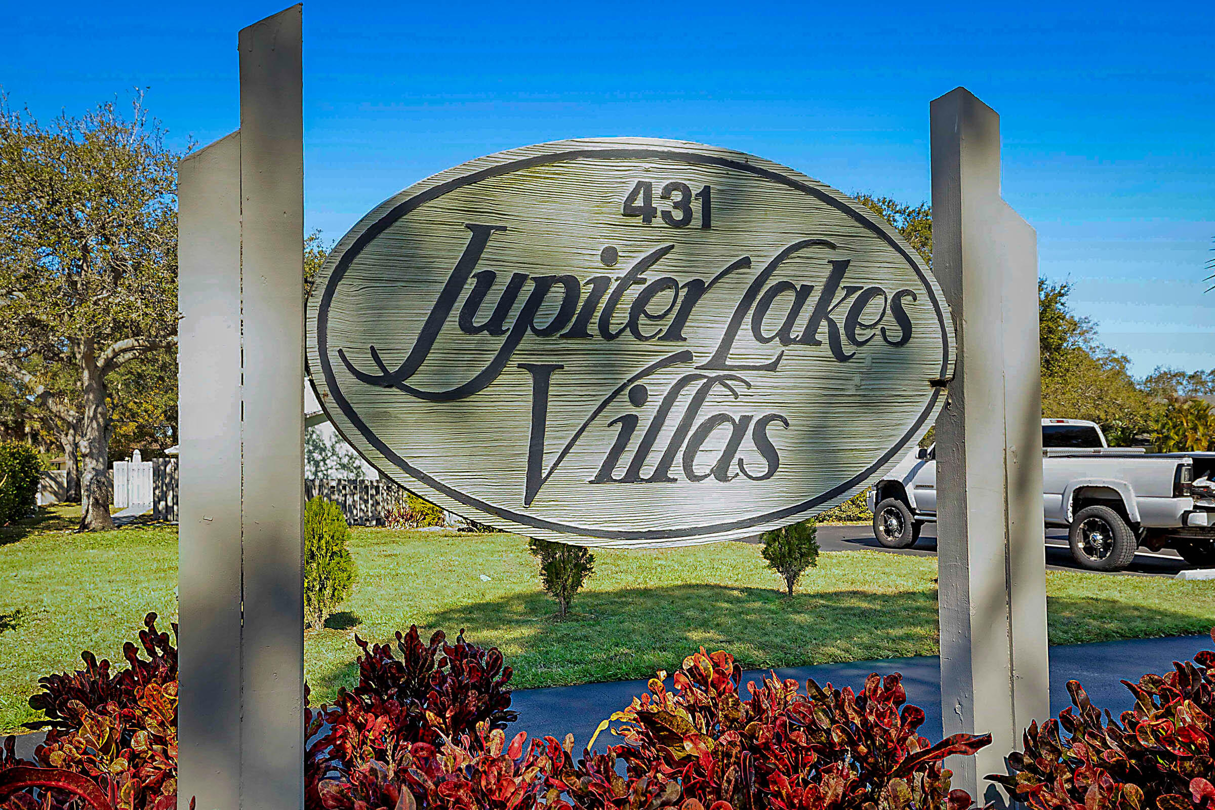 JUPITER LAKES VILLAS COND I & II - Residential