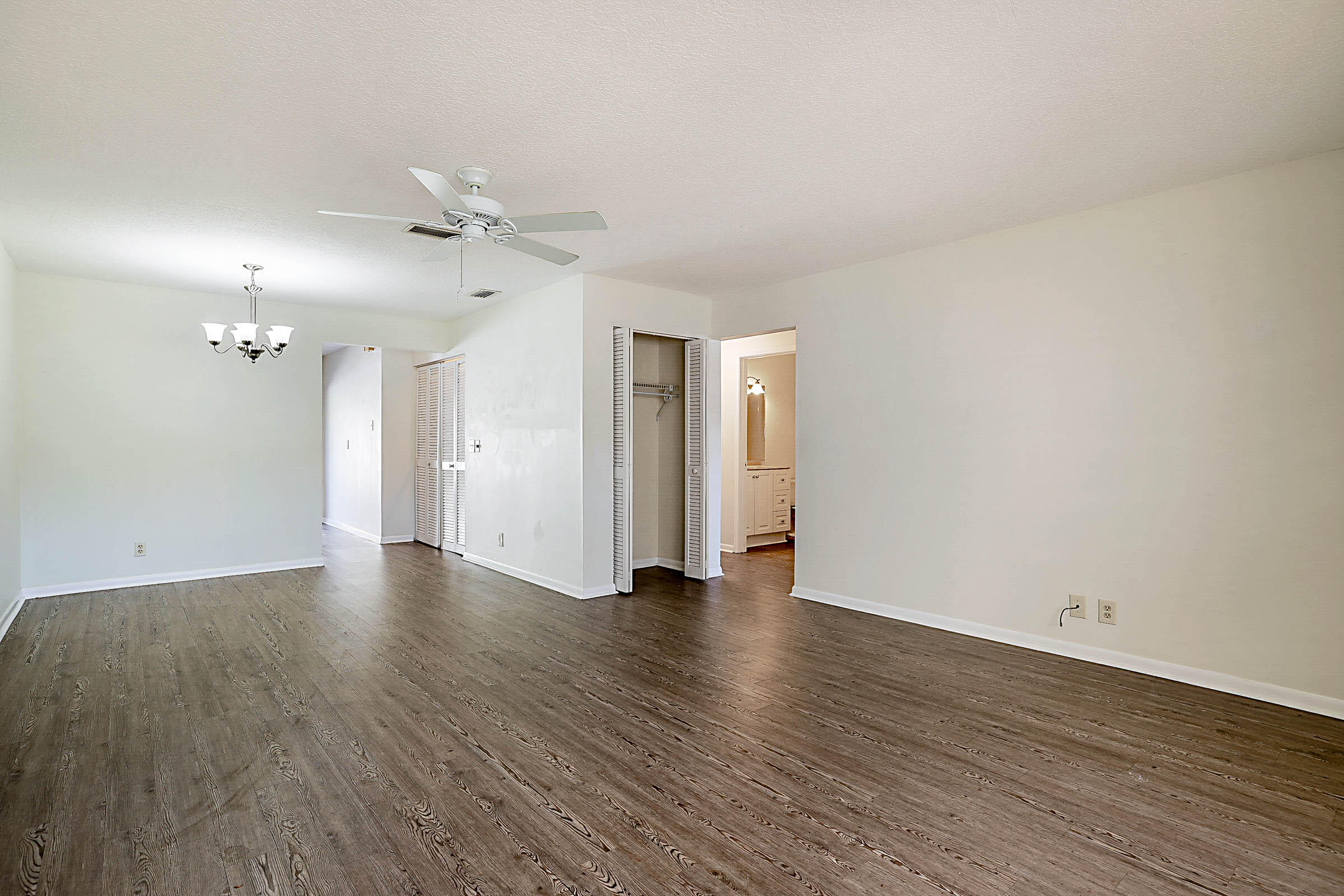 JUPITER LAKES VILLAS COND I & II - Residential