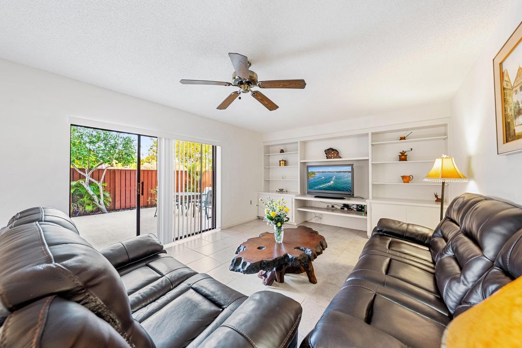 Photo of 1622 16th Court, Jupiter, FL 33477 (MLS # R11165454)