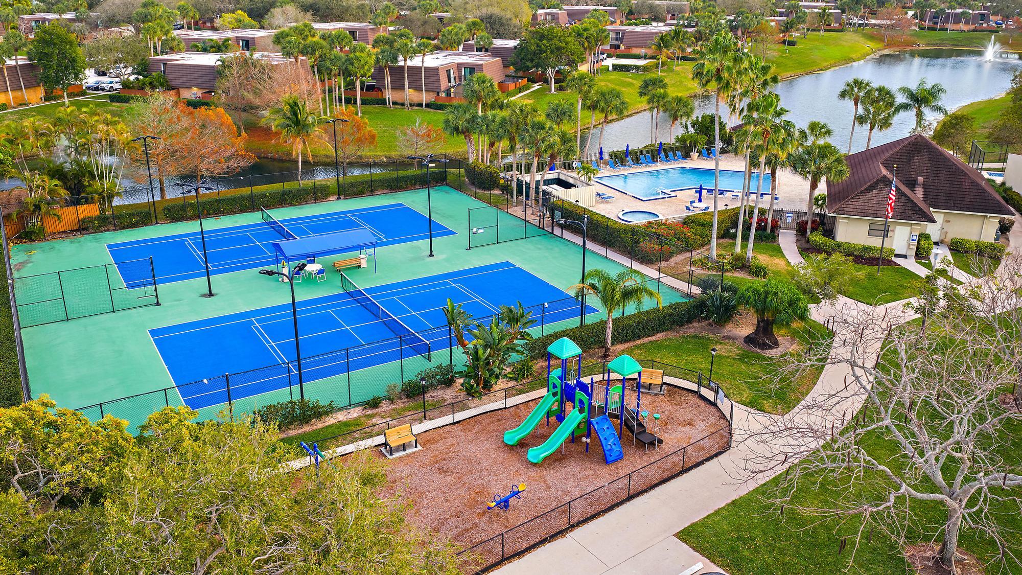 LAKES AT THE BLUFFS - Residential