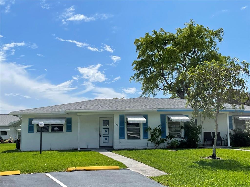 LAUDERDALE WEST - Residential