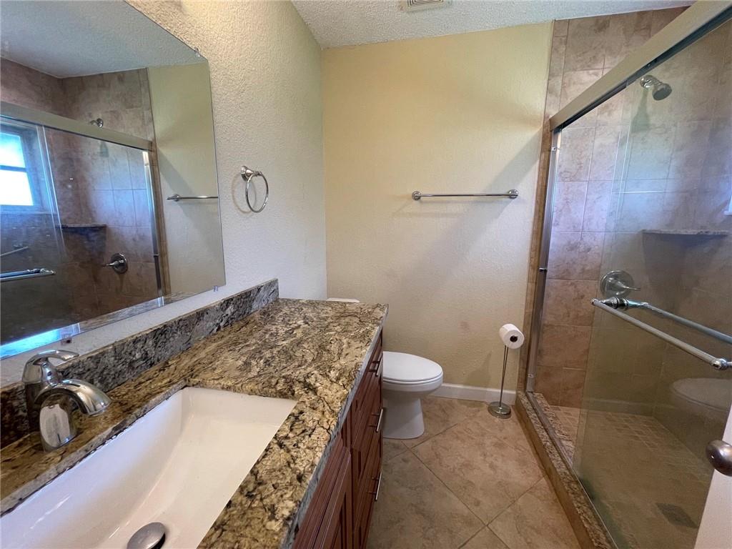 LAUDERDALE WEST - Residential