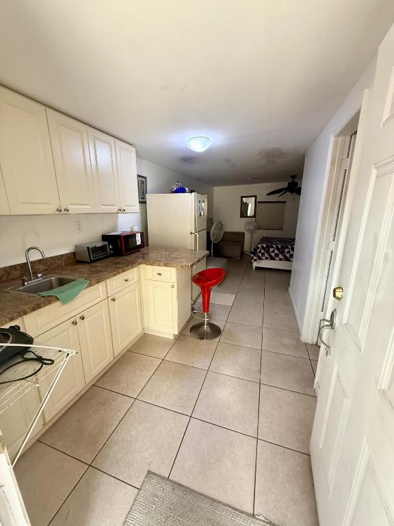 HIALEAH HOMES - Residential