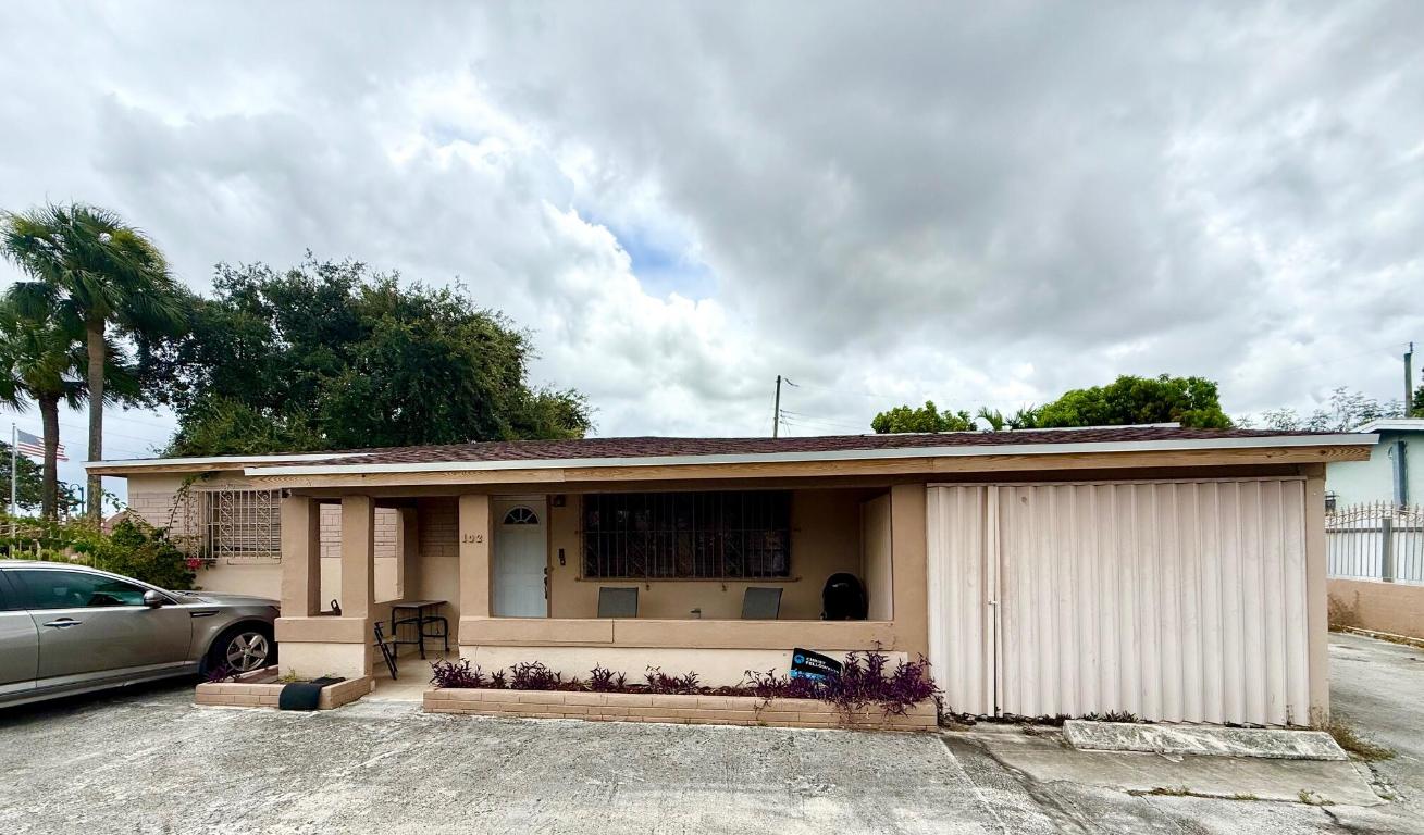 HIALEAH HOMES - Residential