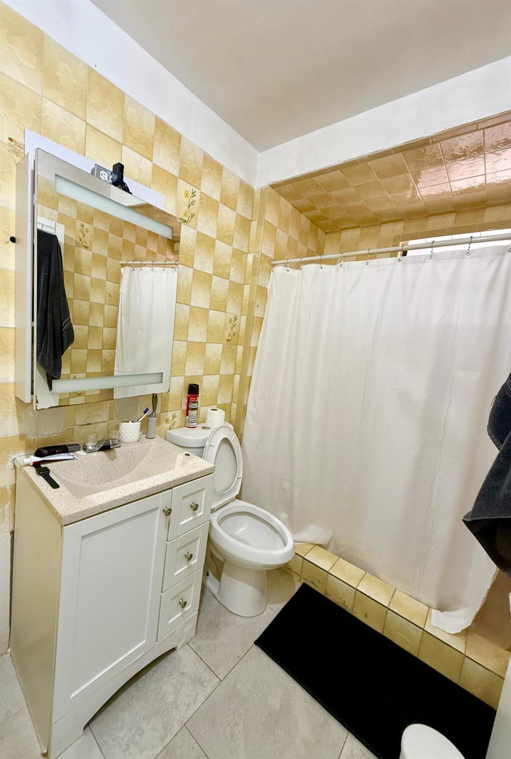 HIALEAH HOMES - Residential