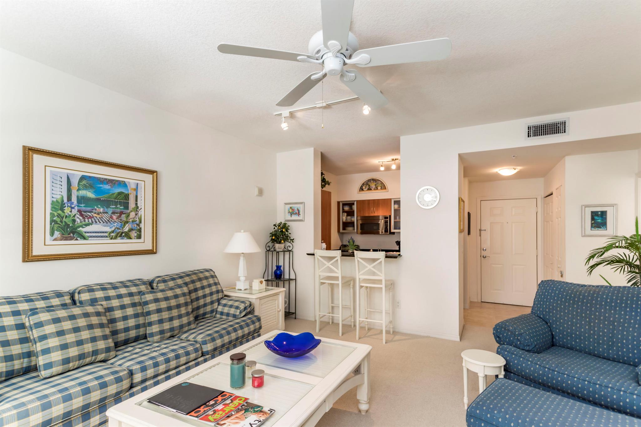 233 S Federal Highway 302