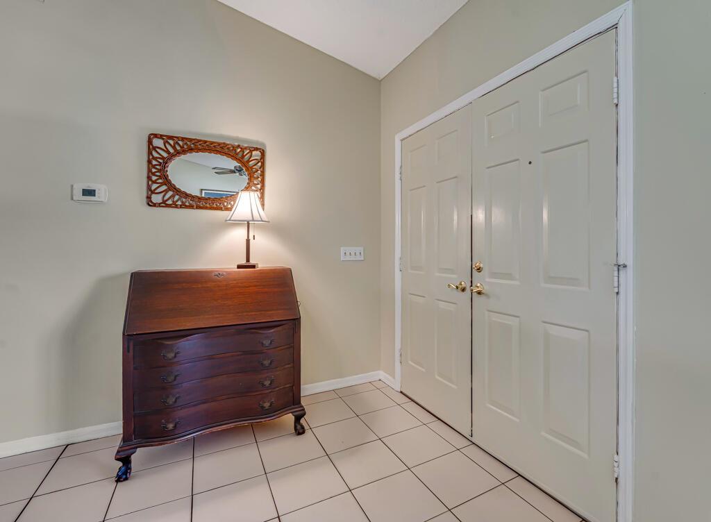 1743 Shower Tree Way