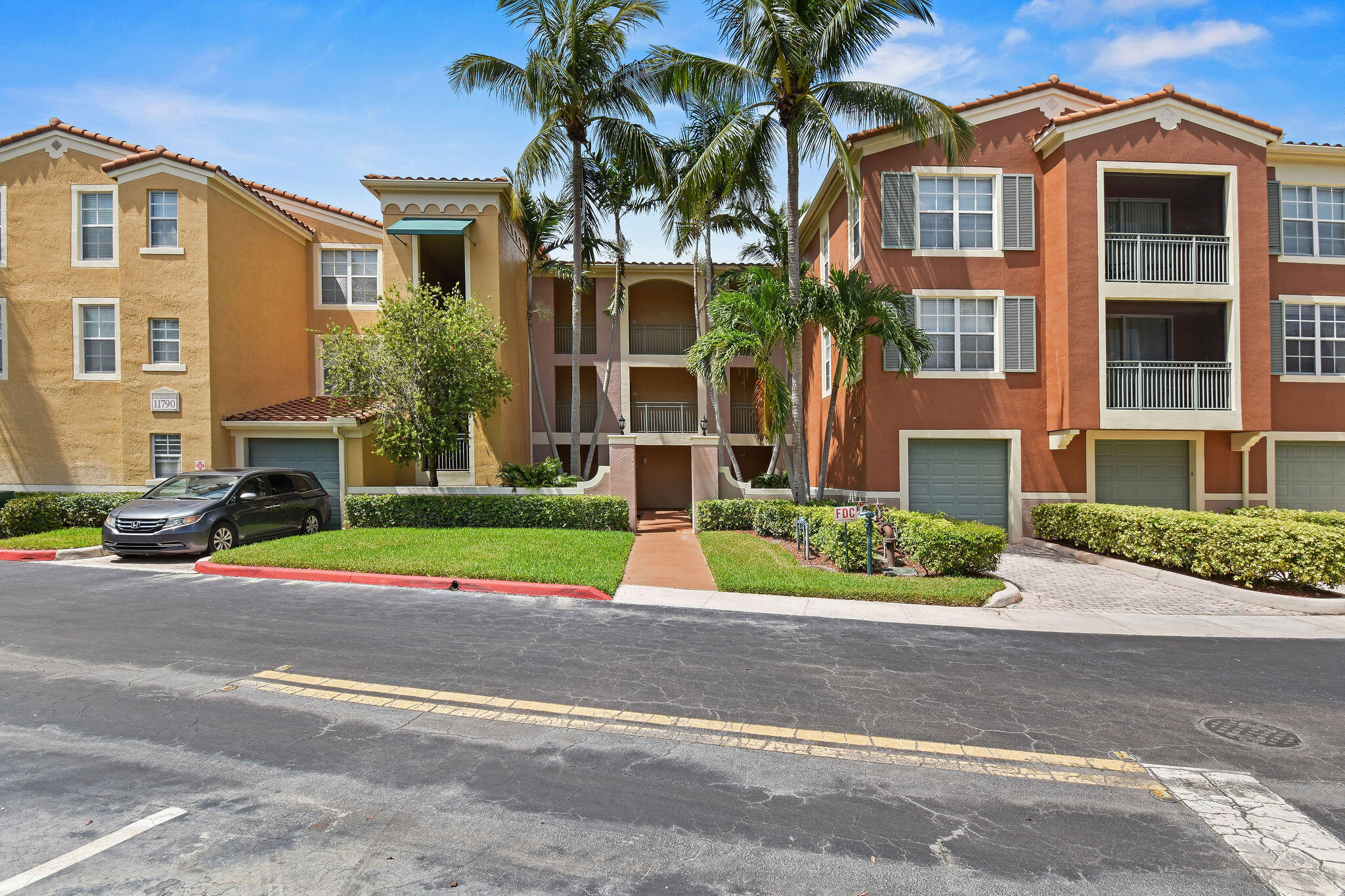 Properties 11790 Saint Andrews Place 102