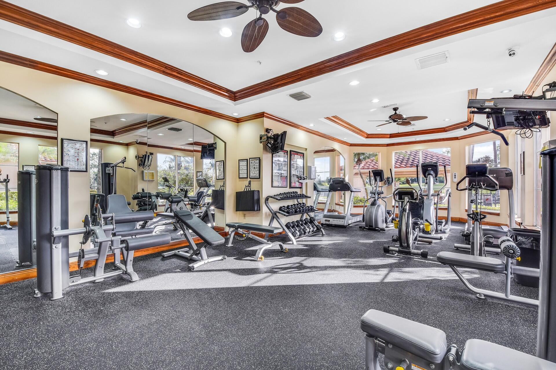 ST ANDREWS AT THE POLO CL - Residential