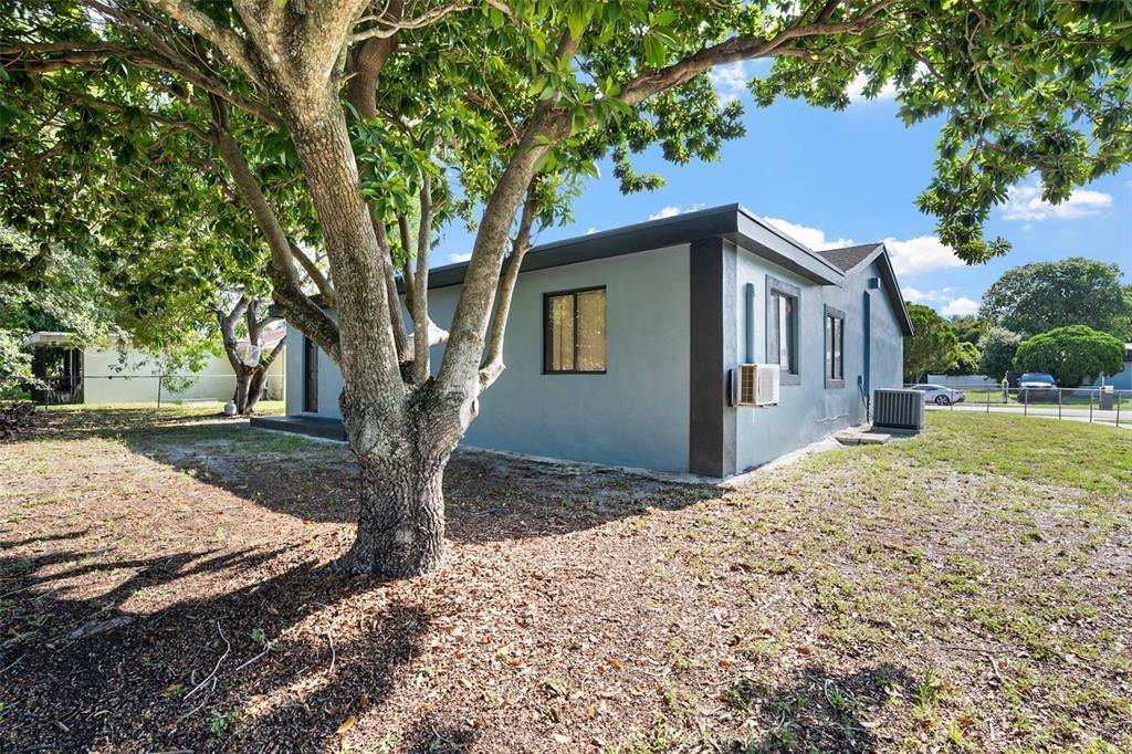 LESLIE ESTATES SEC 14 - Residential