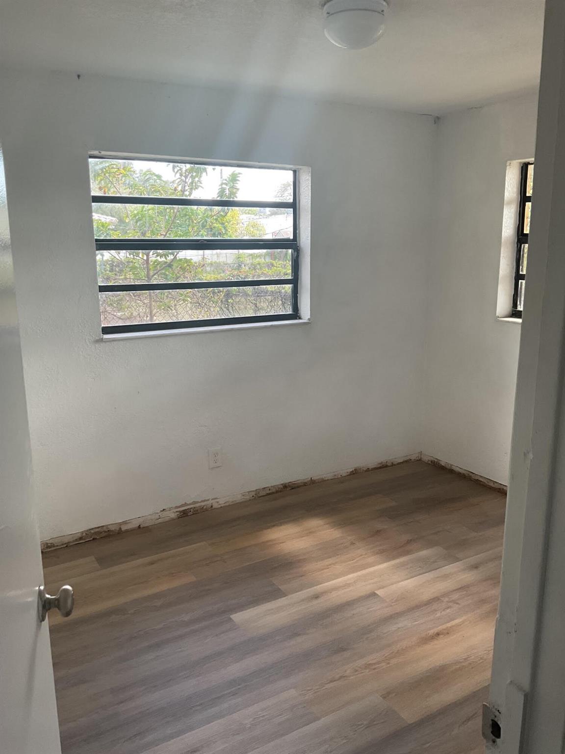 ROOSEVELT GARDENS - Residential