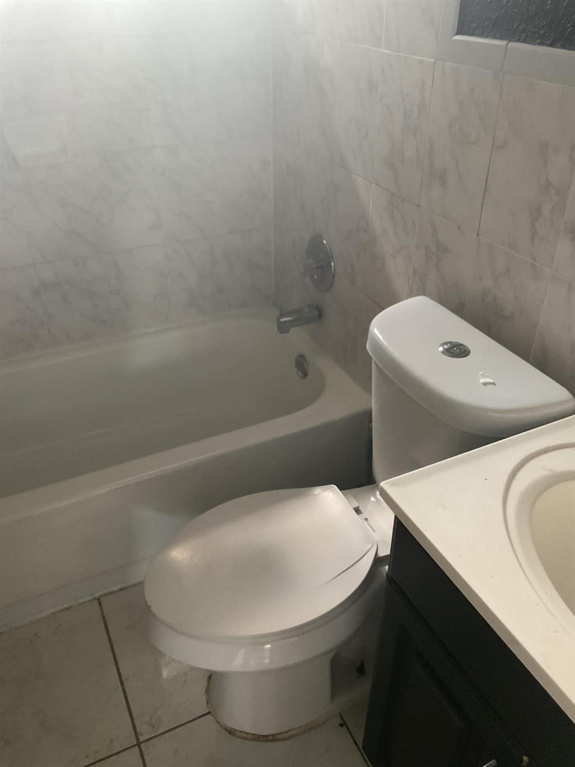 ROOSEVELT GARDENS - Residential