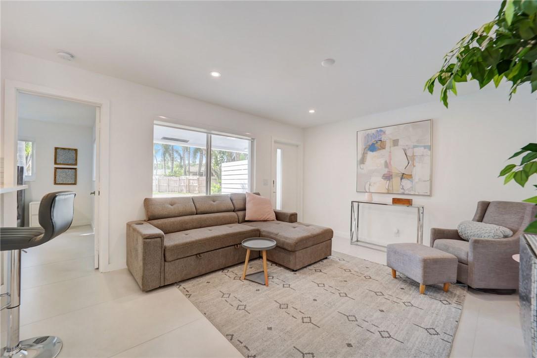 Almar Estates Resub 32-36 - Residential Income