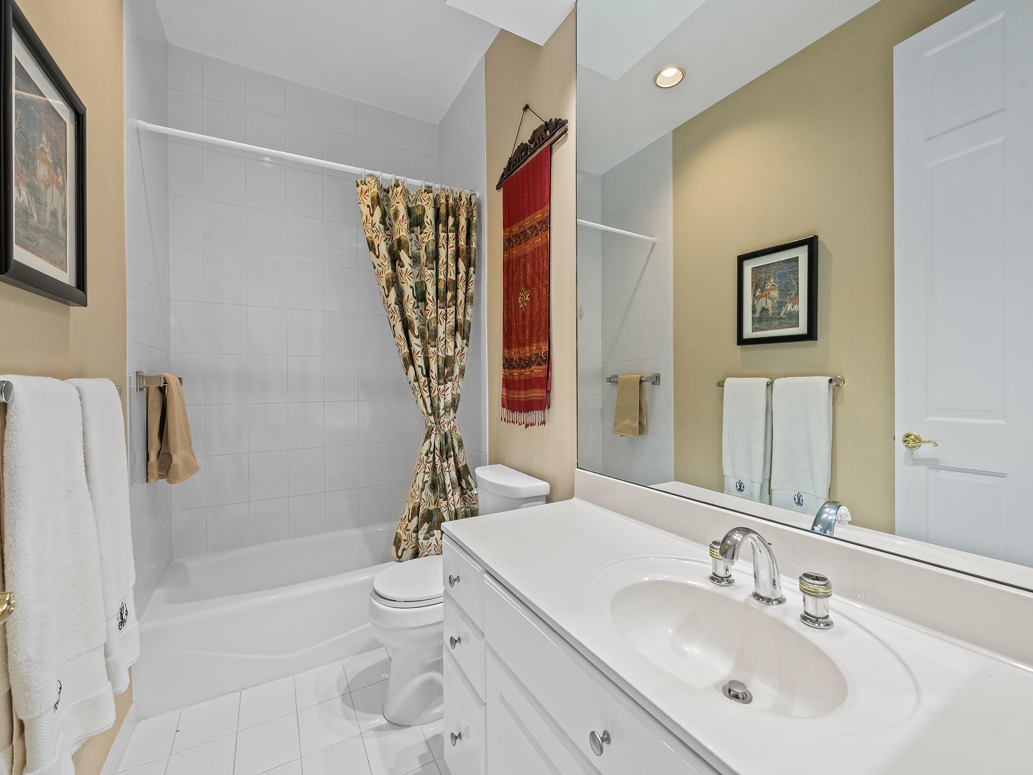 ENCLAVE AT VICTORIA PARK - Residential