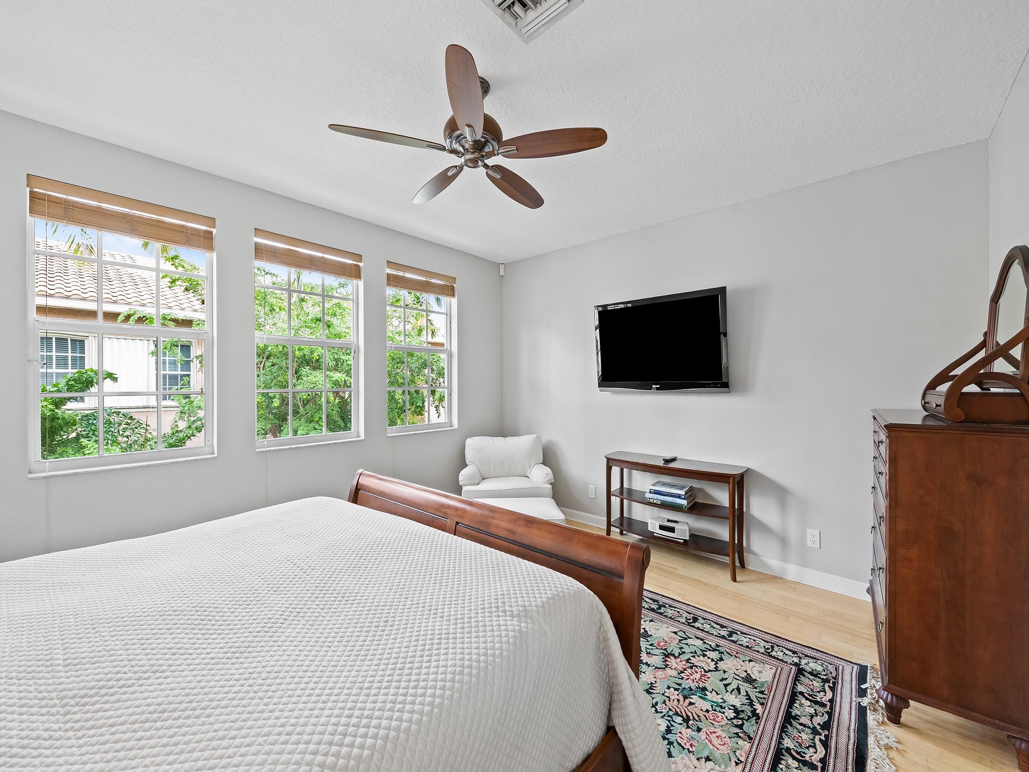 ENCLAVE AT VICTORIA PARK - Residential