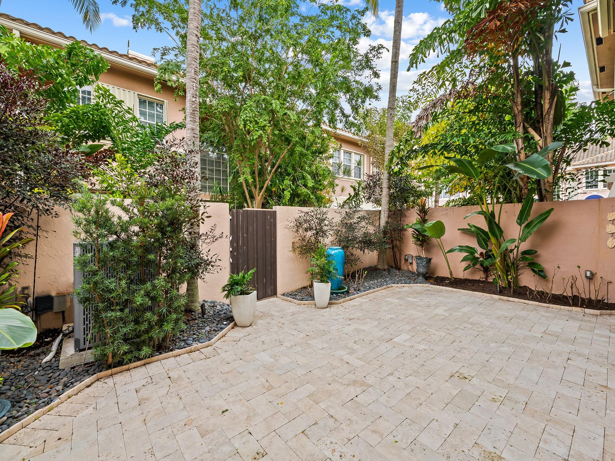 ENCLAVE AT VICTORIA PARK - Residential